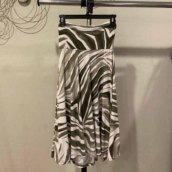 Tommy Bahama zebra palm strapless dress - Picture 2 of 4